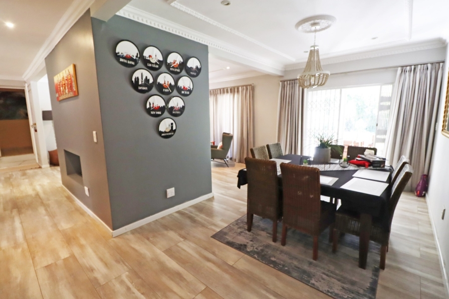 To Let 4 Bedroom Property for Rent in Rivonia Gauteng