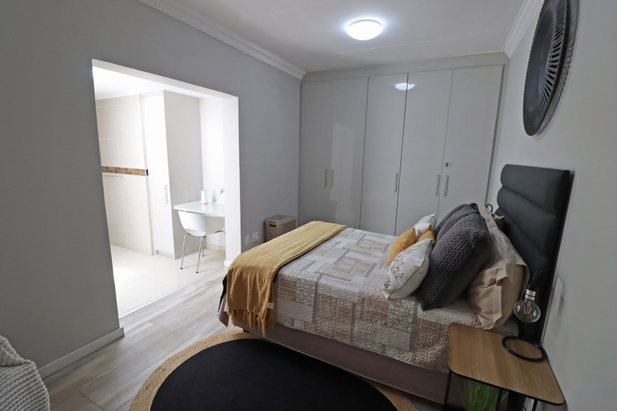 To Let 4 Bedroom Property for Rent in Rivonia Gauteng