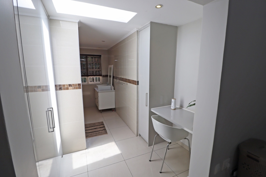 To Let 4 Bedroom Property for Rent in Rivonia Gauteng