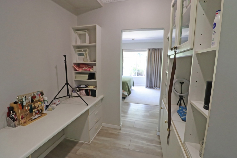 To Let 4 Bedroom Property for Rent in Rivonia Gauteng