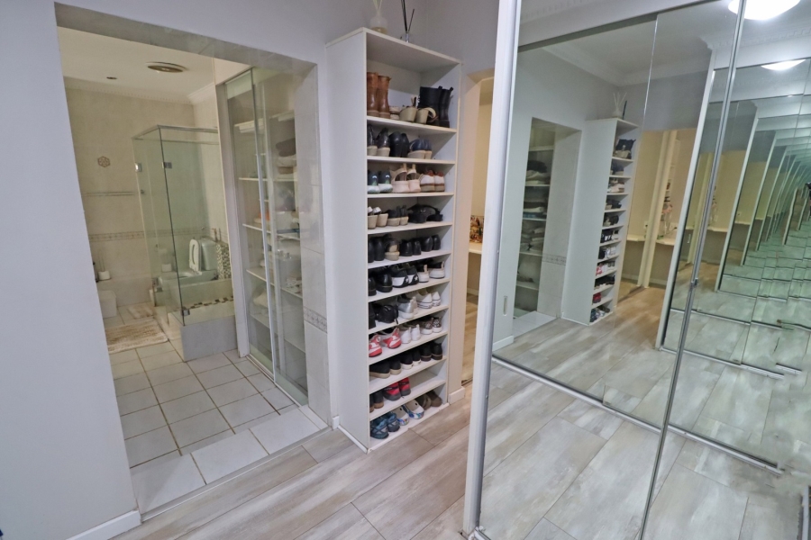 To Let 4 Bedroom Property for Rent in Rivonia Gauteng