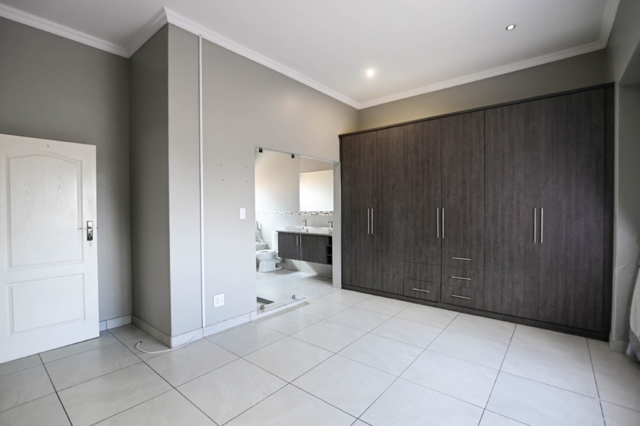 3 Bedroom Property for Sale in Kameeldrift East Gauteng