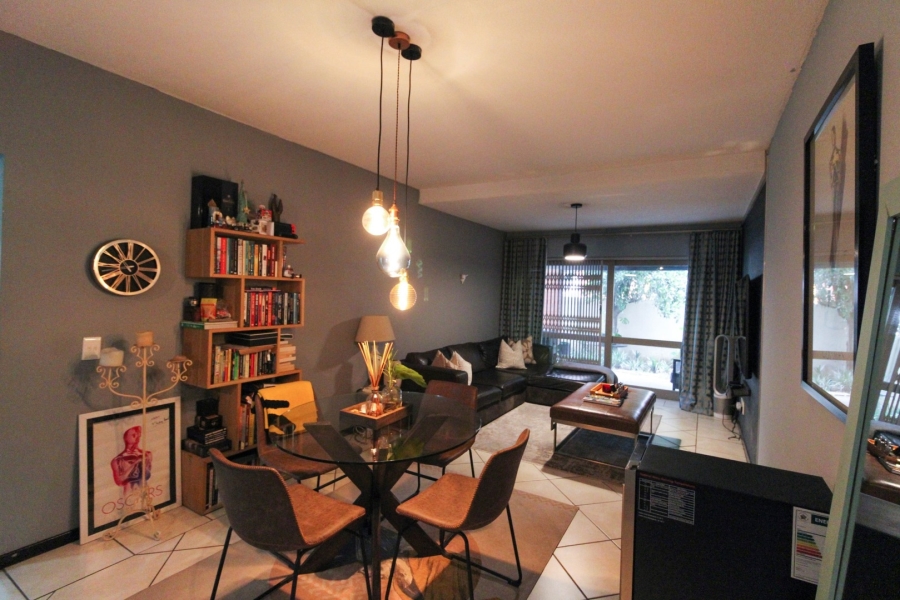 To Let 2 Bedroom Property for Rent in Bryanston Gauteng