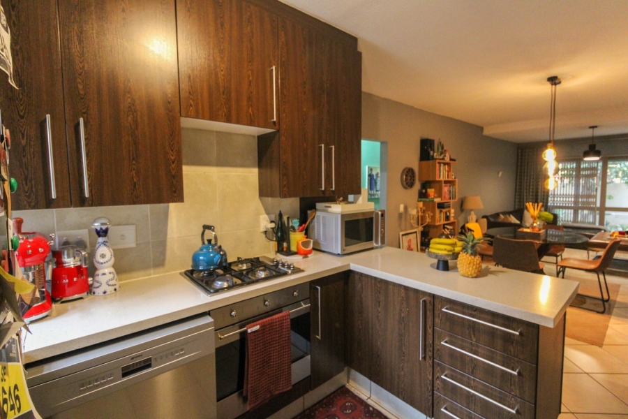 To Let 2 Bedroom Property for Rent in Bryanston Gauteng