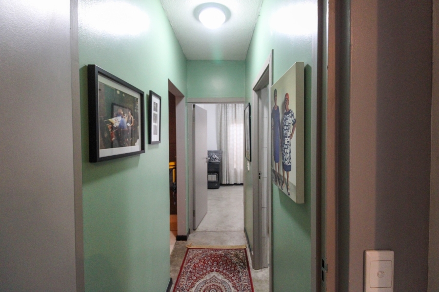 To Let 2 Bedroom Property for Rent in Bryanston Gauteng