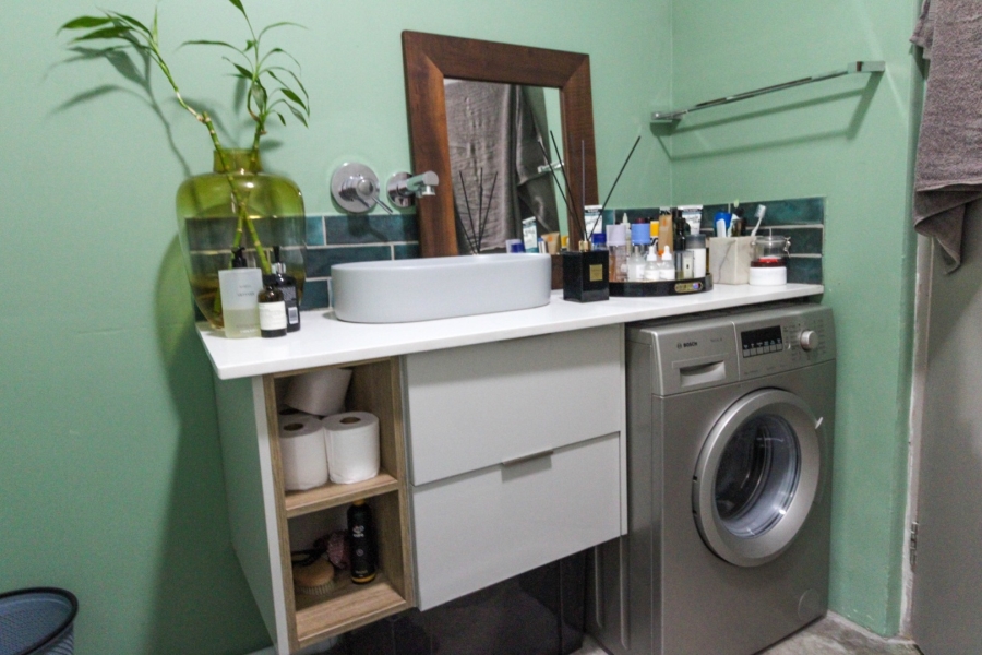 To Let 2 Bedroom Property for Rent in Bryanston Gauteng