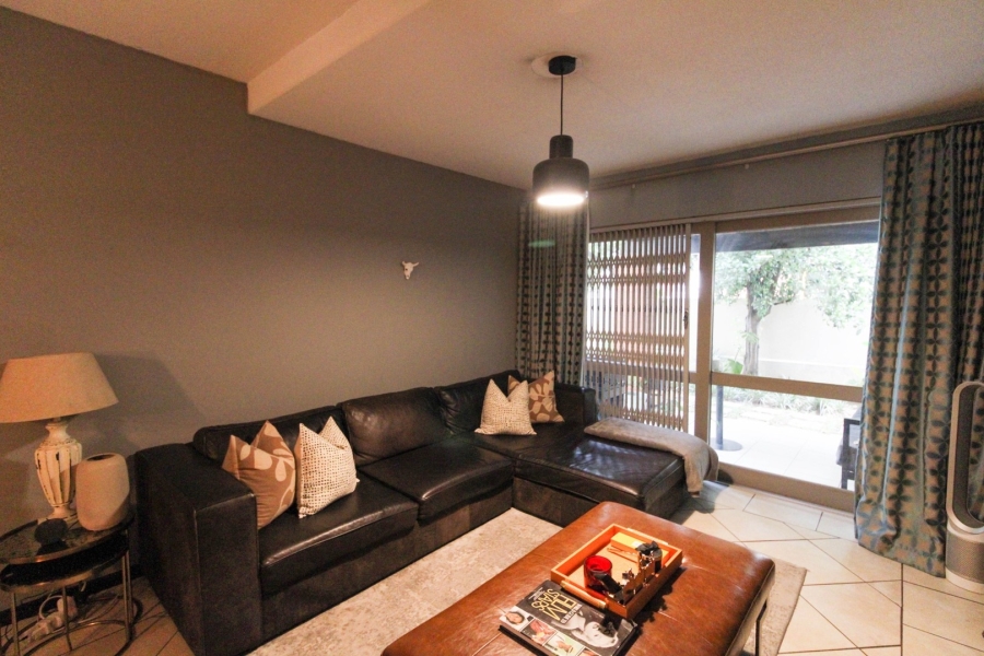 To Let 2 Bedroom Property for Rent in Bryanston Gauteng