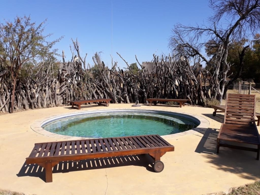 7 Bedroom Property for Sale in De Wagendrif Gauteng