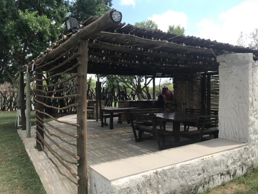 7 Bedroom Property for Sale in De Wagendrif Gauteng