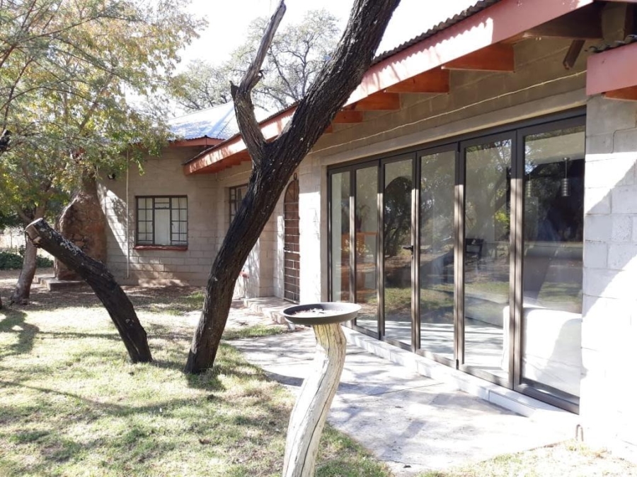 7 Bedroom Property for Sale in De Wagendrif Gauteng