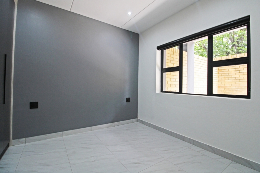 To Let 2 Bedroom Property for Rent in Bryanston Gauteng