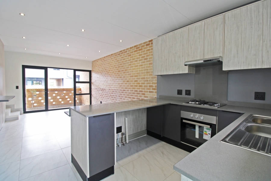 To Let 3 Bedroom Property for Rent in Bryanston Gauteng