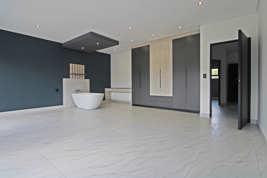 To Let 3 Bedroom Property for Rent in Bryanston Gauteng