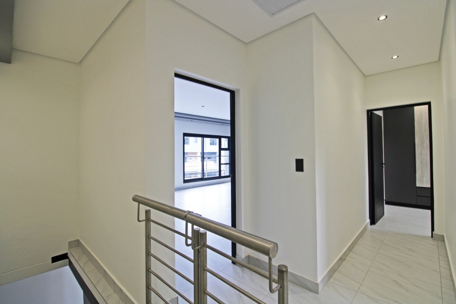 To Let 3 Bedroom Property for Rent in Bryanston Gauteng