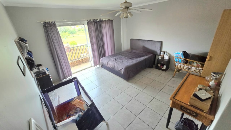 5 Bedroom Property for Sale in Wierda Park Gauteng