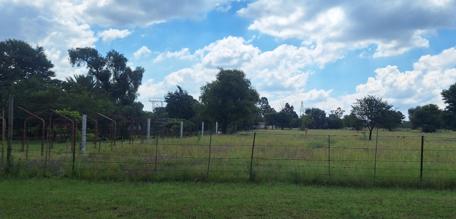 5 Bedroom Property for Sale in Rosashof Gauteng