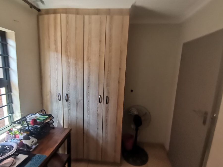 To Let 3 Bedroom Property for Rent in Leopard