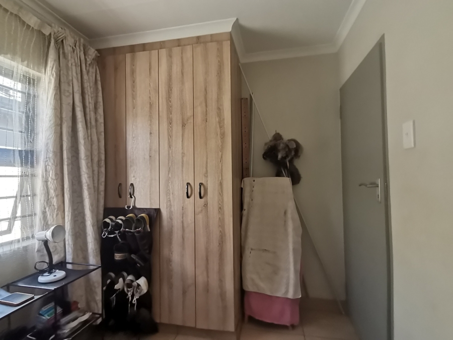 To Let 3 Bedroom Property for Rent in Leopard