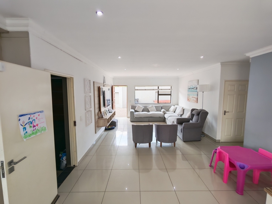 3 Bedroom Property for Sale in Raceview Gauteng