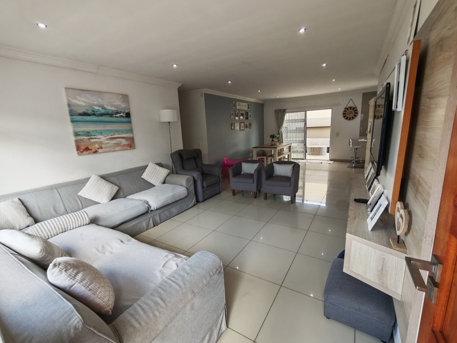 3 Bedroom Property for Sale in Raceview Gauteng