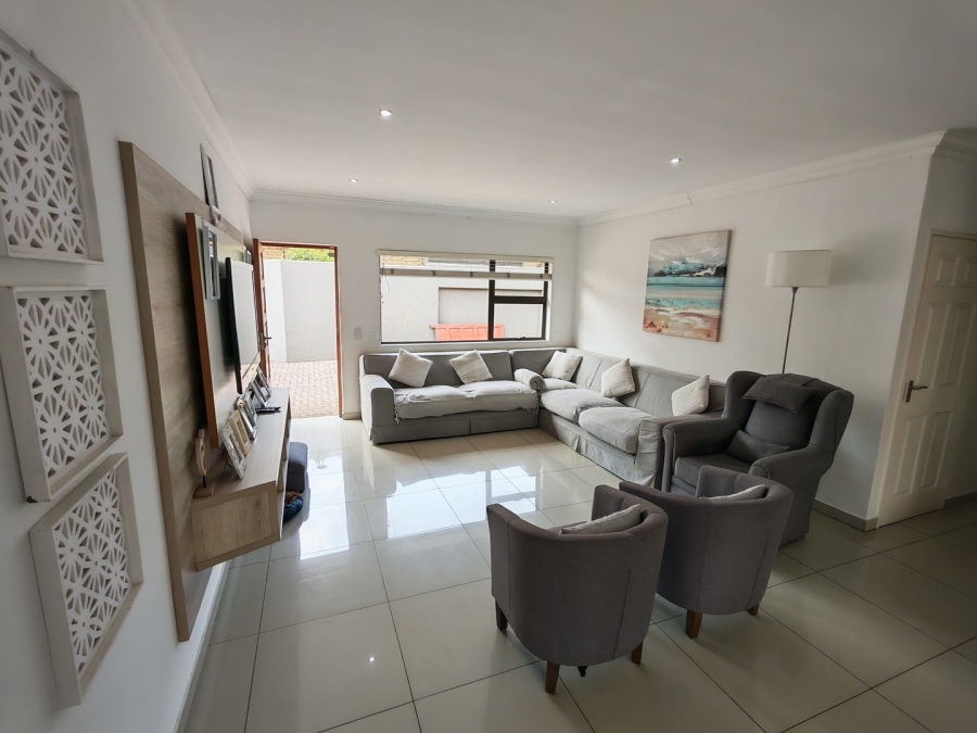 3 Bedroom Property for Sale in Raceview Gauteng
