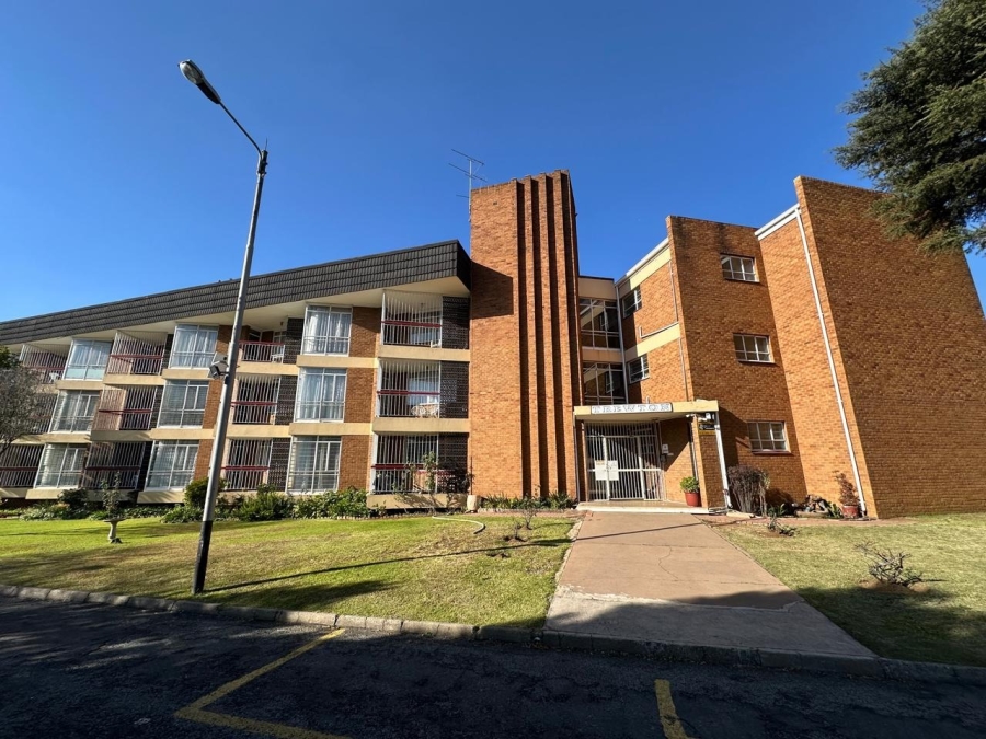 2 Bedroom Property for Sale in New Redruth Gauteng