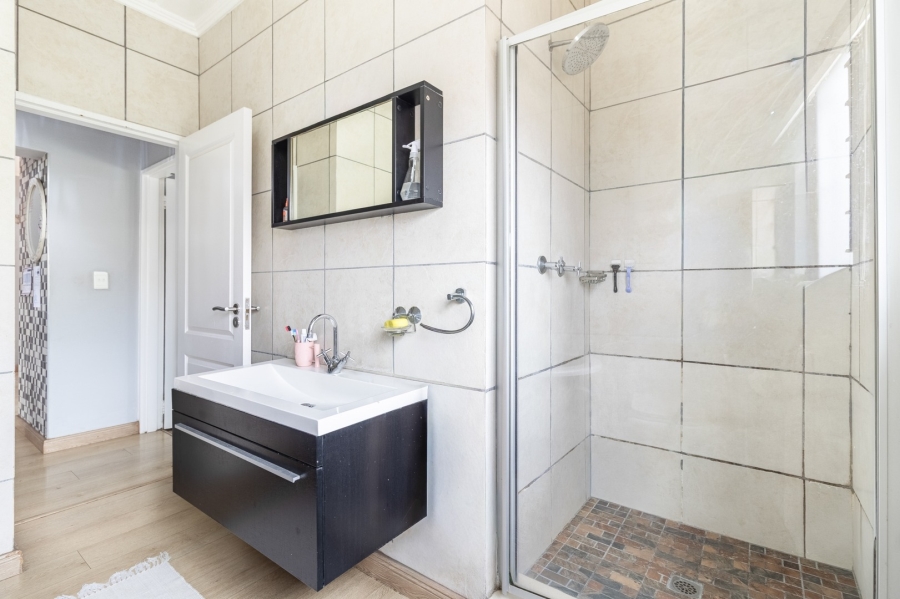 3 Bedroom Property for Sale in Douglasdale Gauteng