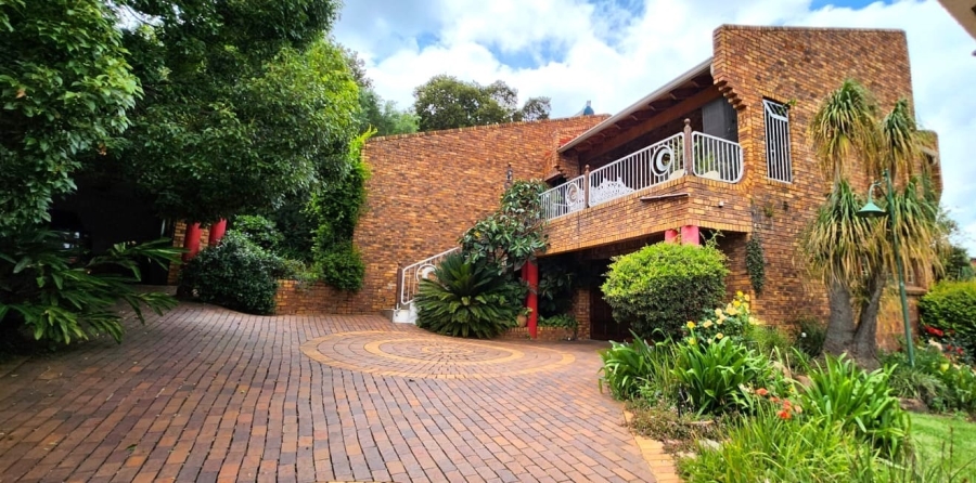 3 Bedroom Property for Sale in Mulbarton Gauteng