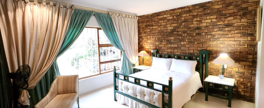 3 Bedroom Property for Sale in Mulbarton Gauteng