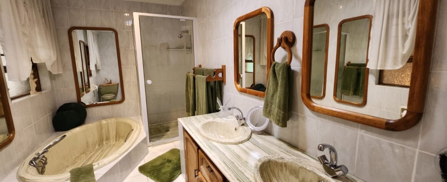 3 Bedroom Property for Sale in Mulbarton Gauteng