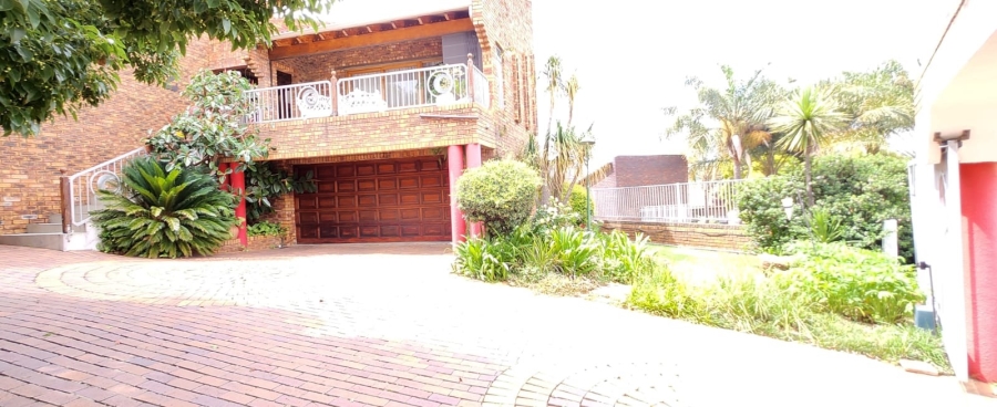 3 Bedroom Property for Sale in Mulbarton Gauteng