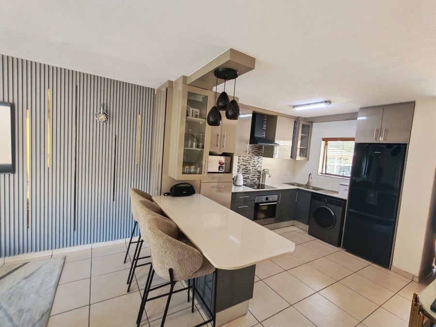3 Bedroom Property for Sale in New Market Park Gauteng