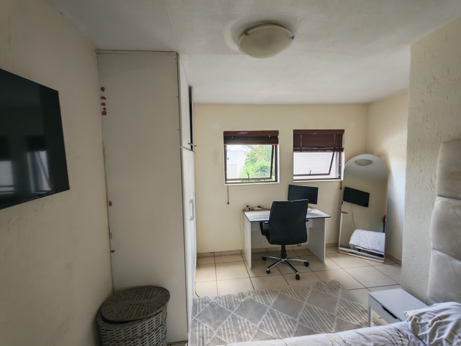 3 Bedroom Property for Sale in New Market Park Gauteng