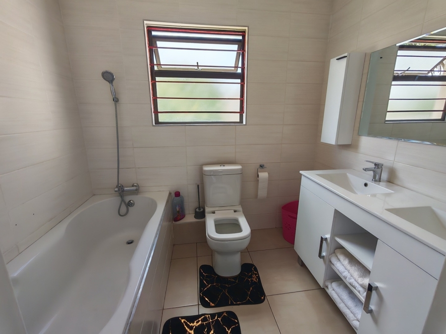 3 Bedroom Property for Sale in New Market Park Gauteng