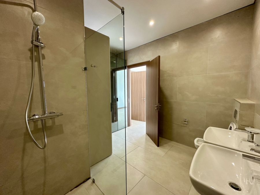 To Let 3 Bedroom Property for Rent in Sandown Gauteng