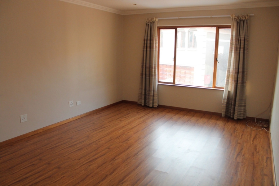 To Let 1 Bedroom Property for Rent in Bryanston Gauteng