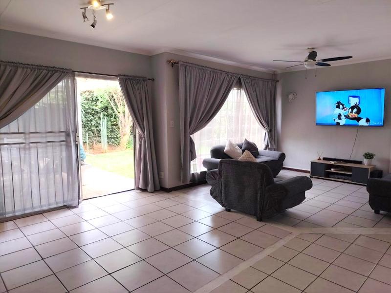 3 Bedroom Property for Sale in Glen Marais Gauteng