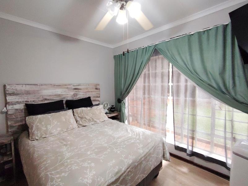 3 Bedroom Property for Sale in Glen Marais Gauteng