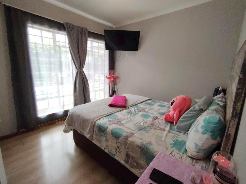 3 Bedroom Property for Sale in Glen Marais Gauteng