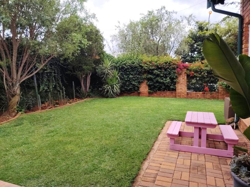3 Bedroom Property for Sale in Glen Marais Gauteng