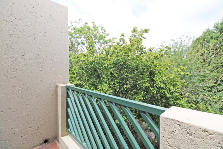 To Let 1 Bedroom Property for Rent in Bryanston Gauteng