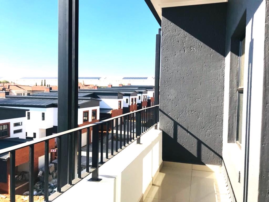 To Let 1 Bedroom Property for Rent in Bryanston Gauteng