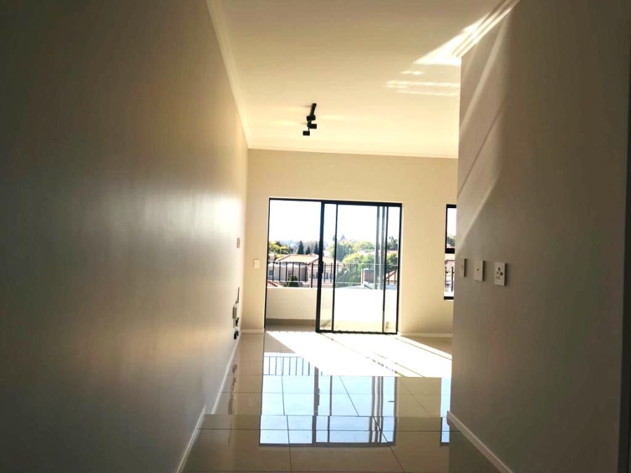 To Let 1 Bedroom Property for Rent in Bryanston Gauteng