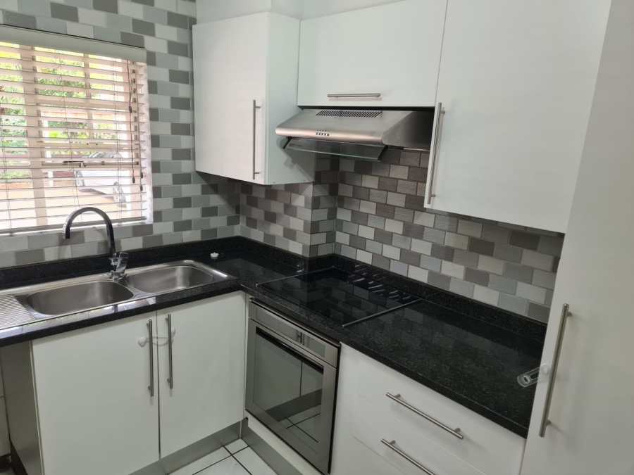 To Let 3 Bedroom Property for Rent in Lakefield Gauteng