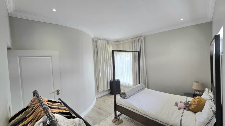 4 Bedroom Property for Sale in Blue Valley Golf Estate Gauteng