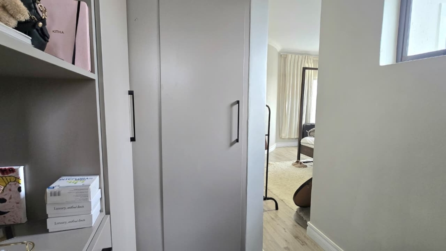 4 Bedroom Property for Sale in Blue Valley Golf Estate Gauteng