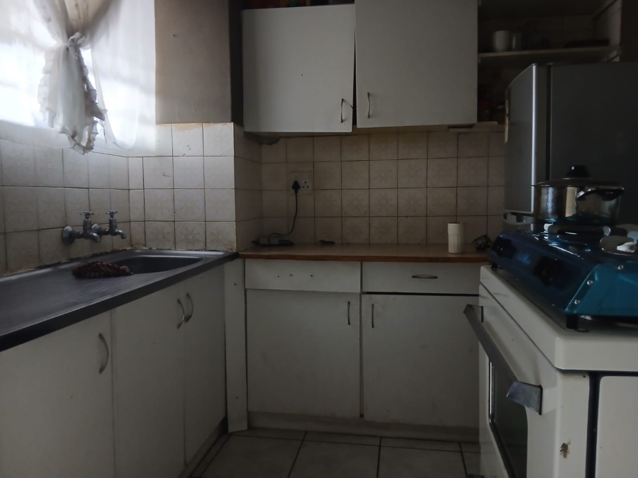 1 Bedroom Property for Sale in Pretoria West Gauteng