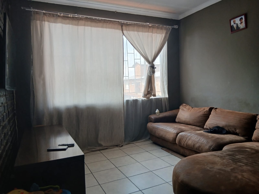1 Bedroom Property for Sale in Pretoria West Gauteng