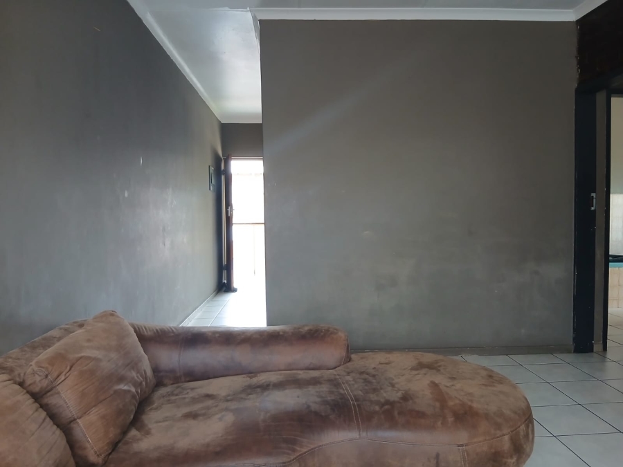 1 Bedroom Property for Sale in Pretoria West Gauteng