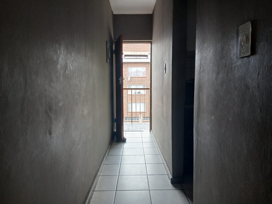 1 Bedroom Property for Sale in Pretoria West Gauteng